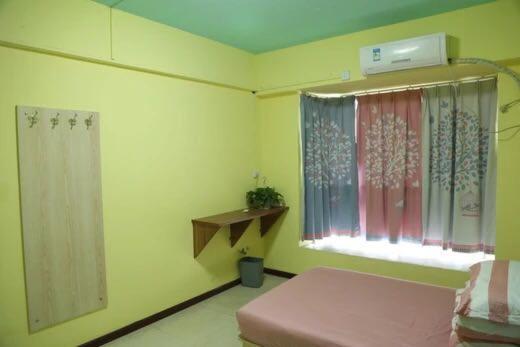 Wuhan Worry-Free Capsule Hotel エクステリア 写真